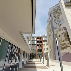 https://golden-apartments-wroclaw-kw46.hotelswroclaw.com