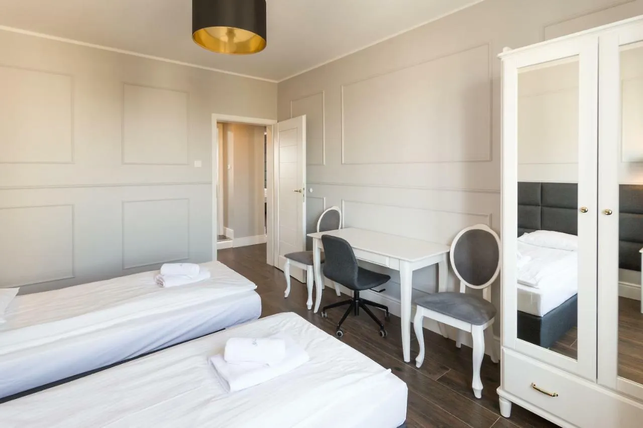 Executive 3 Bedroom Apartament By Your Freedom Warsaw