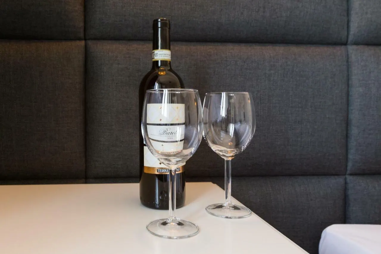 Executive 3 Bedroom Apartament By Your Freedom Warsaw