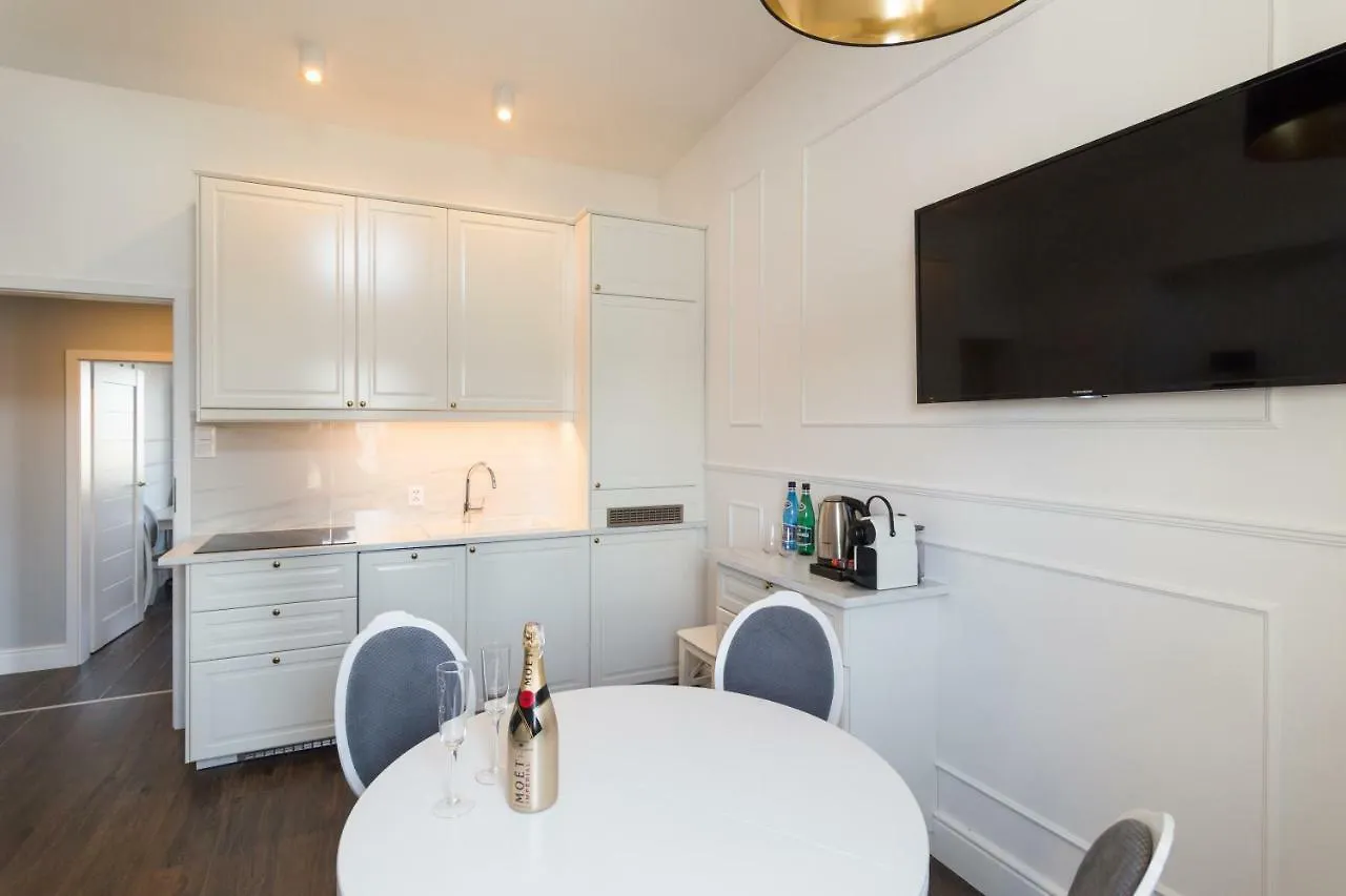 Executive 3 Bedroom Apartament By Your Freedom Warsaw
